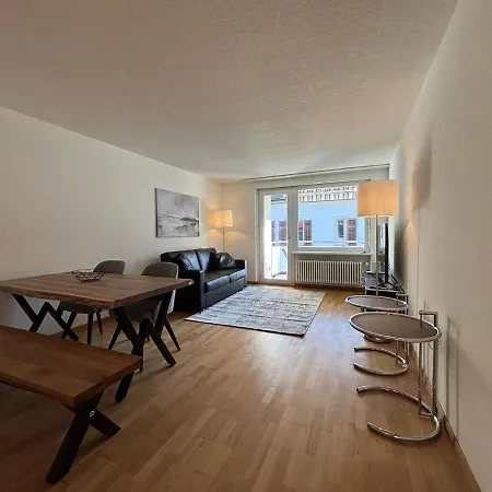 Modern 2br In The Center - Hösch 12 Apartment *