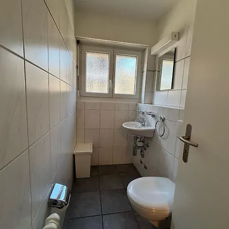 Apartmán Modern 2br In The Center - Hoesch 12 *